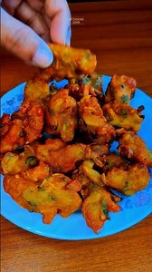 Super Crispy Cauliflower Pakora ASMR | Extreme Crunchy Food Sounds | No Talking Cooking ASMR #shorts