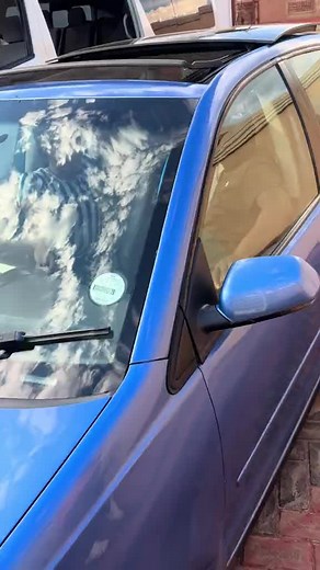 2 subs in a polo bujwa flexing 🔥