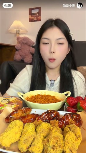 Turkey Noodles With That Perfect Savory Kick 🍜🦃🔥 #mukbang #food #mukbanginternational