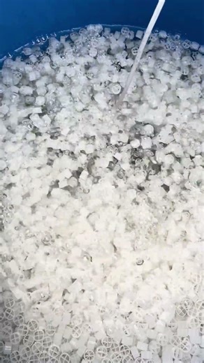 K-1 Filtration Working in Aquaponics System | Bio Filter for Fish Tank | Pakistan Aquaonics