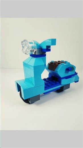 LEGO 🤓 the blue motorcycle model from construction set 🚦