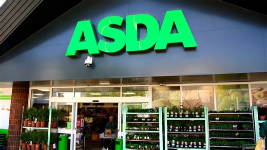 Asda shoppers rush to buy LEGO's flower bouquet that is now half price