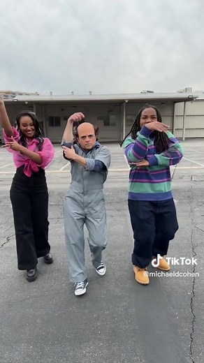 When it’s Thursday and your filming but Wednesday needs it’s moment… #onset #dangerforce #danaheath #wednesdayaddams #wednesday #wednesdaynetflix #dance #fyp #nickelodeon #shoutoutot