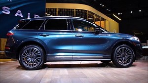 2019 New York Auto Show: 2020 Lincoln Corsair