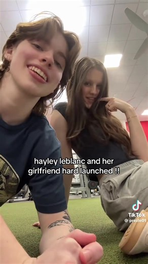 we really were focusing on the wrong sister 😭😭 #hayleyleblanc #bratayley #youtube #wlw #fyp