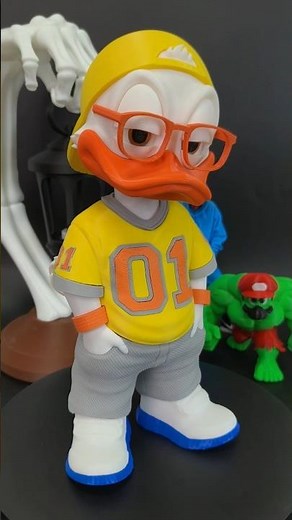 3D-Printed Urban Donald Duck. #3DPrinting #Disney #DonaldDuck #3DPrintedFigure #DajianMaterials