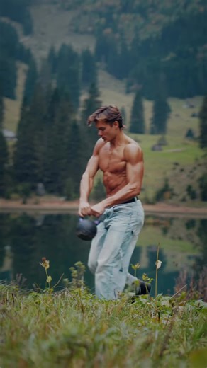 Dynamic Kettlebell Workouts in the Great Outdoors