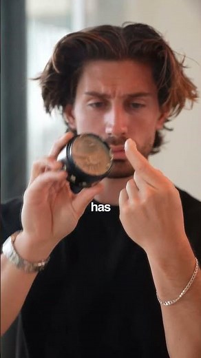 The difference between Pomade and Clay