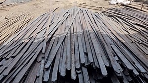 Detailed Process of Making Leaf Springs for Loader Vehicles