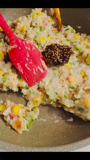 Cheesy Veg Pockets | Street Style Snack | Easy Bread Pockets Recipe | Perfect Tea Time Snack