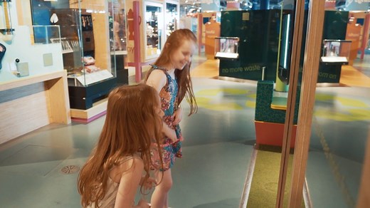 Visit Thinktank, Birmingham Science Museum for amazing family days out! Located in Birmingham city centre, within walking distance of Birmingham Moor Street and New Street stations, Thinktank is the perfect family day out for all ages. Discover MiniBrum – the child-sized mini city that’s filled with shops, a construction site, a doctor’s surgery, and more! Journey to the stars in our 4K Planetarium and explore the outer reaches of space. Get hands-on with giant science exhibits in our amazing ou