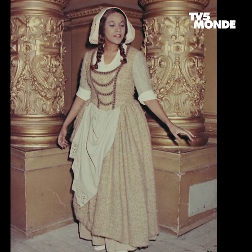 Née à la Martinique, Christiane Eda-Pierre voulait enseigner le piano. Élève à l’École normale de musique de Paris, ses professeurs découvrent qu'elle possède une voix extraordinaire. L'artiste va devenir l'une des plus grandes sopranos de sa génération... | TV5MONDE