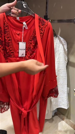 Pyjamas grossesse et allaitement 3 pc 2 pc Taille disponible 📍 https://maps.app.goo.gl/EnjoyDHSVQFYiZaj8?g_st=ic Oran akid lotfi en face kinder Livraison disponible en 58 wilayas | Boutique trousseau akid lotfi oran