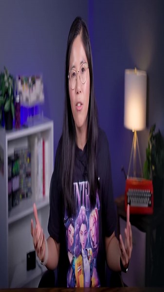 Exploring the benefits of upgrading to the iPhone 17 and an unexpectedly positive experience with ChromeOS after initial skepticism