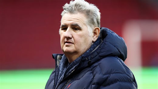 "En équipe de France aujourd’hui, il y a onze noirs": la nouvelle sortie polémique de Pierre Ménès qui écoeure Djibril Cissé