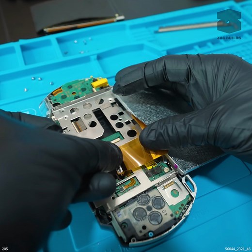 Making My PSP the ULTIMATE Handheld Console #psp #playstationportable #sony #gamingconsole #handheldconsole | Zac Builds