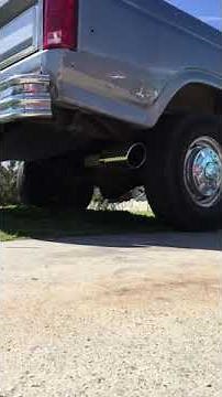 6.9 IDI straight pipe exhaust sound