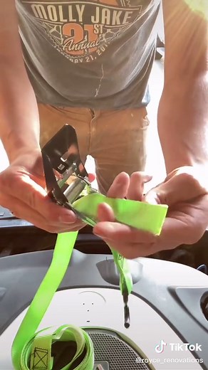 How to work a ratchet strap!￼ #ShadowAndBone #tutorials #diy #royceren...