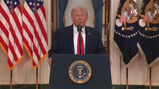 長年、誰もがイランは核兵器を持つことはできないと言ってきました。しかし、結局のところ、時が来ても行動を起こす覚悟がないなら、それはただの言葉に過ぎません。」 - ドナルド・J・トランプ大統領 🇺🇸Eric Daugherty@EricLDaugh·5時間英語からの翻訳🚨 速報：トランプ大統領がイランに最後通牒を送る「合意がなければ、私たちは彼らの発電所すべてを非常に激しく、恐らく同時に攻撃するだろう！」「私たちは彼らの石油を攻撃していない。石油は最も簡単な標的であるにもかかわらず、それは彼らに生存や再建のわずかな可能性すら与えないからだ。」「しかし、私たちはそれを攻撃できる。そしてそれは消滅し、彼らにはそれに対処できることは何もない。」「彼らには対空装備がない。彼らのレーダーは100%破壊された。私たちは軍事力として止められない。」