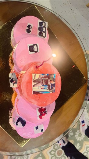 Ritika Mangla Garg on Instagram: "Stepping stones cake 🎂"