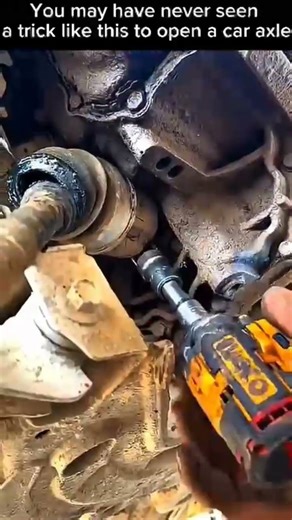 Open a Car Axle with This Trick - Quick Fix #shortvideo #mechanic #usa