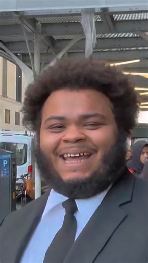 Jon Buret on Instagram: "Would you take @springbone over mcdonalds?? #nyc #healthyfood"