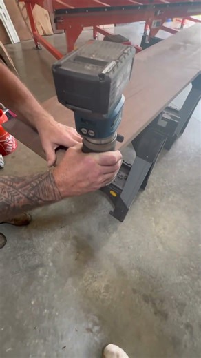 1/4” Round Over is simple and smooth. Freud router bits 💪💪💪