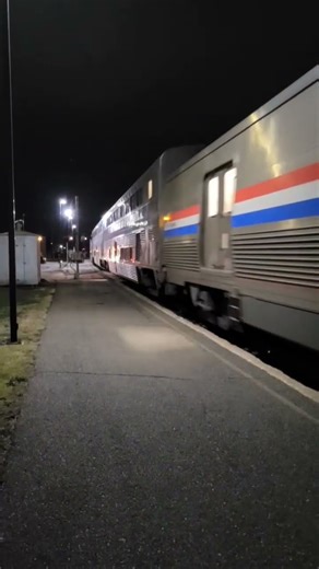 Amtrak #5 - The California Zephyr - Arriving at Mt. Pleasant, IA - October 29, 2021