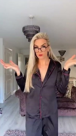 💋 Unexpected Ending 😘🩲🌮 WOW 🔥 Hot TikTok Bust Girl DownBlouse 🔥