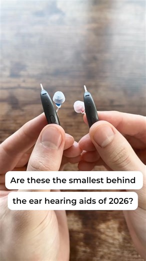 The new Clario Mini hearing aids are tiny! Smaller than the tip of your pinky and barely bigger than a cotton swab. They disappear behind your ears, they don’t make your ears stick out, and they feel so light you forget they’re even on. But the size isn’t even the best part. The sound quality is shockingly good for something this small. Voices come through clear and easy to understand, and everyday sounds feel natural again instead of muffled or muddy. They’re also extremely simple to use. You c