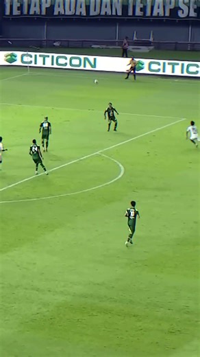 Gol Gali Freitas ke gawang PSM Makassar #Persebayavspsm #liga1hariini