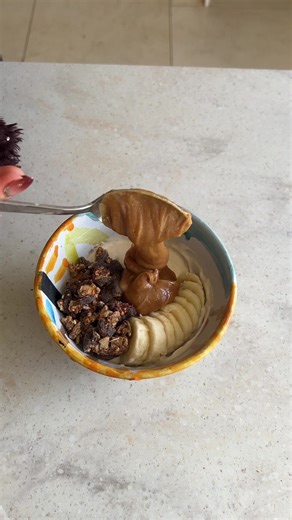 Banoffee Yog Bowl Recipe: A Healthy Delight