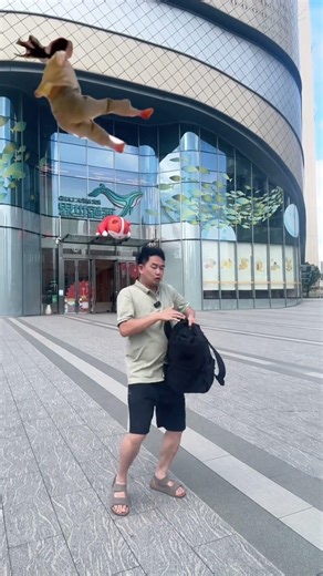 Shopping mall found two beauties #Phone effect #CapCut