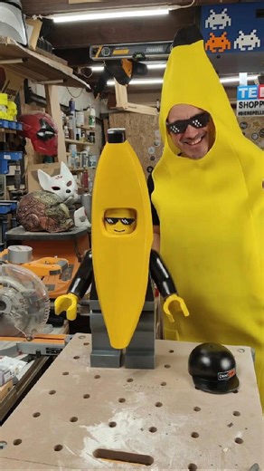 3D Print a Custom Banana Helmet for Your LEGO Figure! #3dprinting #creality #diy #lego