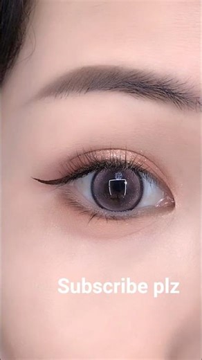 4-in-1 Eye Makeup Palette Tutorial ✨ Easy Glitter & Matte Eye Look for Beginners#eyetips#shorts#bea