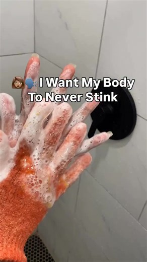 When I say this Body Wash is top tier, I mean it‼️ Thicker texture for a deeper clean 🧼— it doesn’t just sit on the skin, it melts away odor-causing bacteria 🦠. Ultra-hydrating 💦 and packed with rich lather, so a little goes a long way 😌✨ Your skin’s new favorite upgrade. 💁🏽‍♀️🛁 Comment “Fresh” for the direct link to this Herbal BodyWash🌻 🍋 Check out my Page Highlights for real testimonials and Use Code Skin15 for 15% OFF your first order‼️ 🌱Made with Plant based, Organic Ingredients #
