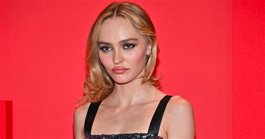 Lily-Rose Depp : des paradis de l'enfance aux sommets de la gloire