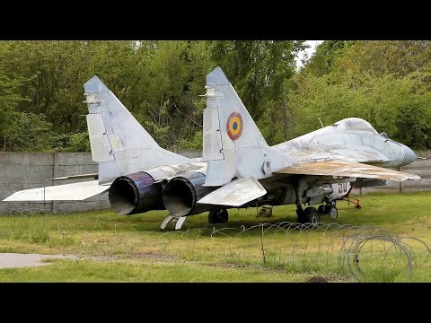 Rare Historic JET AIRPLANE ENGINES Start Up After Years – Amazing! 9