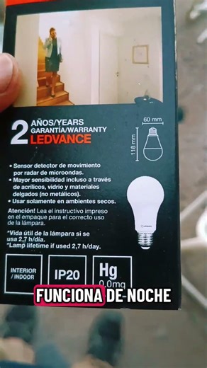 Lámpara led LEDVANCE con sensor E27 9W 800 lm 3000K biv luz cálida ; Potencia: 9 W . Timer 30s