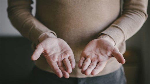 Reasons you could have numbness or tingling sensations in your hand