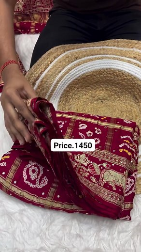 65K views · 1K reactions | Order whatsapp 9352285699 #womenclothinguple #wormenempowermentry #SareeFashion #kurticollection | Crazy online shopping | Facebook