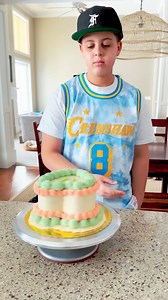 Part 3 in my sister's birthday cake series: making her 17th birthday cake for her Golden Birthday⭐ in 2024 when I was 13. I had no idea what a golden birthday was before I made this cake, and mine will be when I turn 30 haha. When will your golden birthday be, or has it already passed? Check back for Part 4 to see this cake cutting, and if you want to see her 16th birthday cake, check out Parts 1 and 2. All cakes in this series are vegan. I make vegan cakes in addition to traditional cakes becau