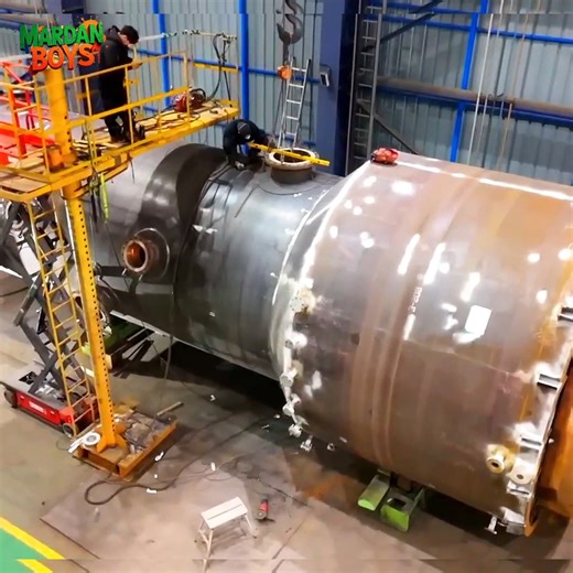 197K views · 4.3K reactions | The process of manufacturing very large oil storage tanks | Ultra Process | Facebook