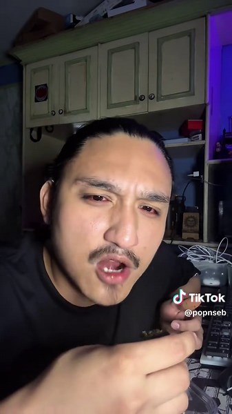 Dubai Chewy Cookie Taste Test & Review