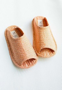 Amber Women's Slippers PDF Pattern with Video Instruction