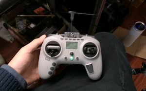 又又换遥控器了，内置1W的Tpro