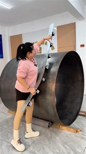 Magnetic portable welding cart