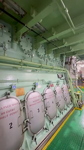 Abnormal Drain Oil Condition Each stuffing box drains oil from the piston underside, it’s your first clue. Watch for: Excessive drain oil flow - Worn or damaged sealing rings allowing scavenge air/oil blow-by. Very low or no drain flow - Blocked drain pipes or clogged drain holes. #fblifestyle #seafarer #marineengineering | Chief Jep