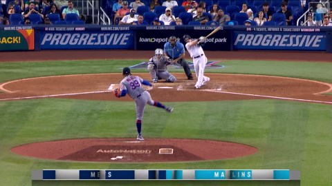 Brian Anderson's solo homer (7)