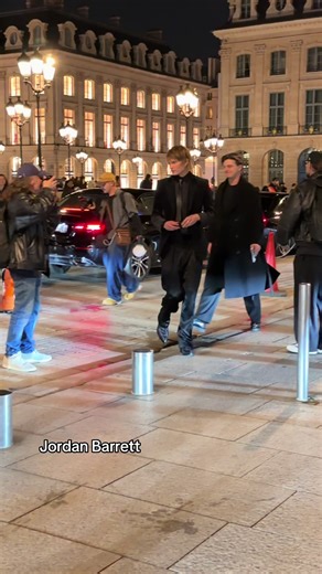 Jordan Barrett at Paris Fashion Week: A Trendsetting Model
